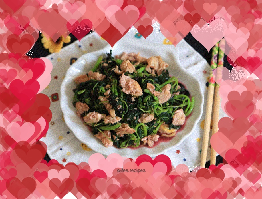 Amaranth scrambled eggs