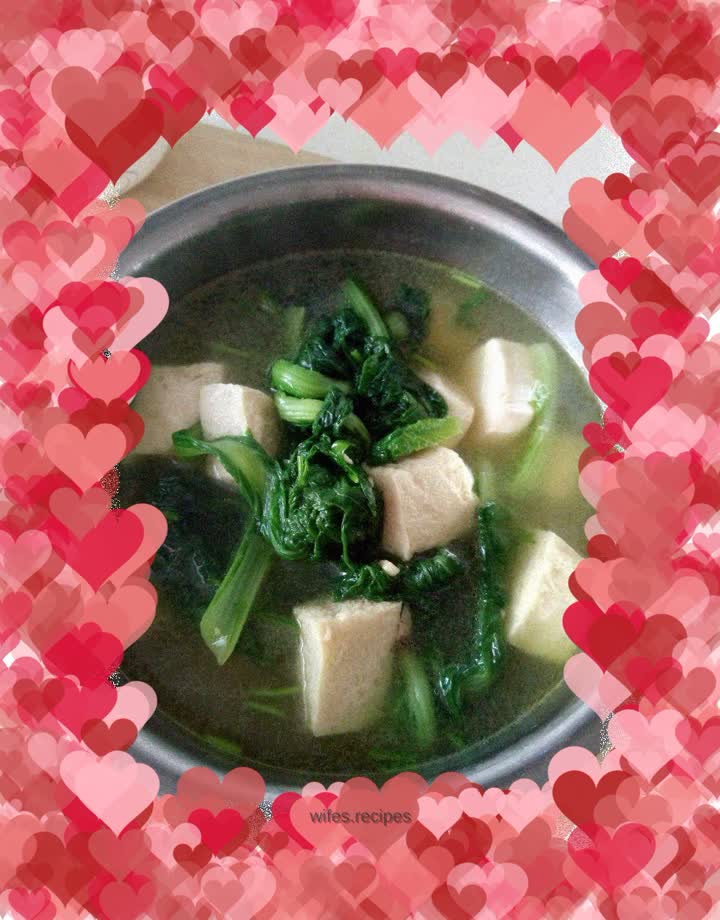 Chinese cabbage and frozen tofu soup