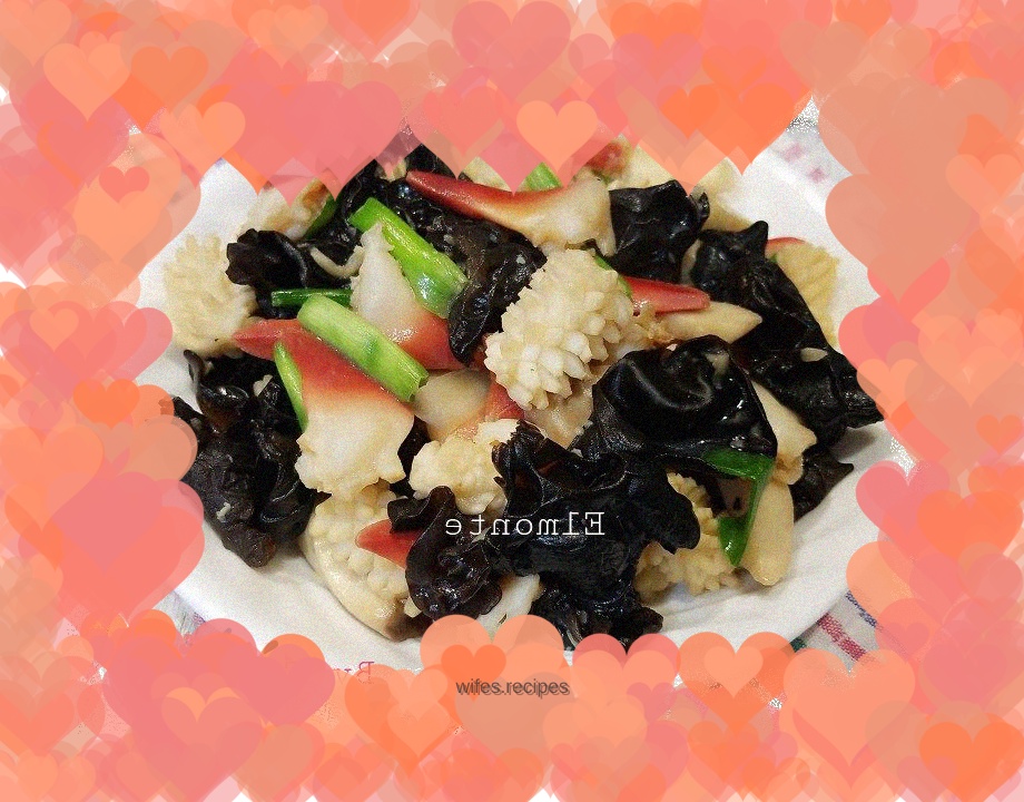 Fresh squid, Arctic clams and fried fungus