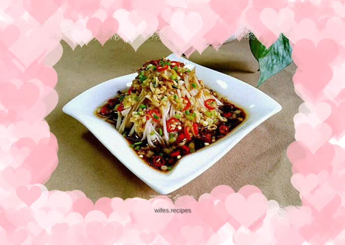 Cold Enoki Mushrooms
