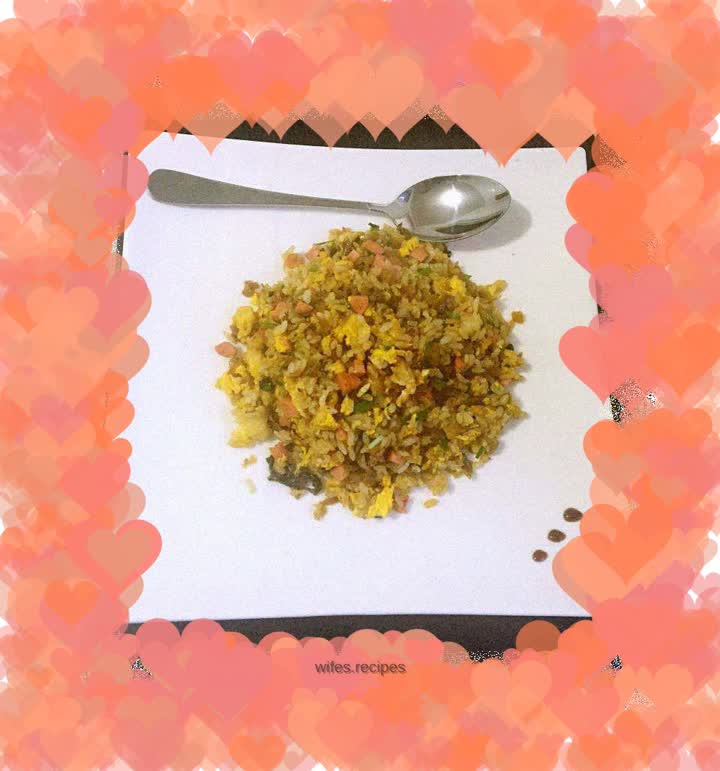No appetite? Why not order some fragrant fried rice - Fried Rice with Pickled Pork and Vegetables!
