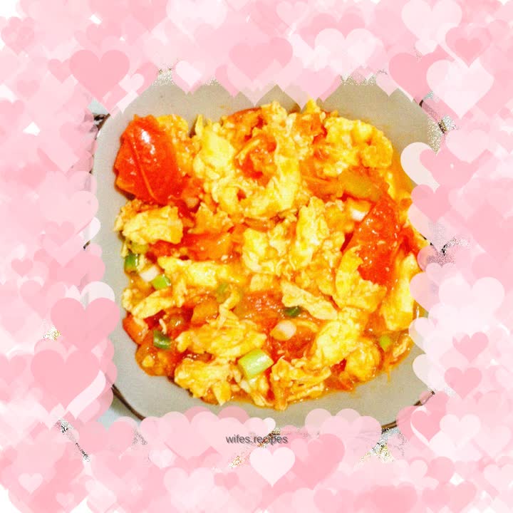 Scrambled eggs with tomatoes