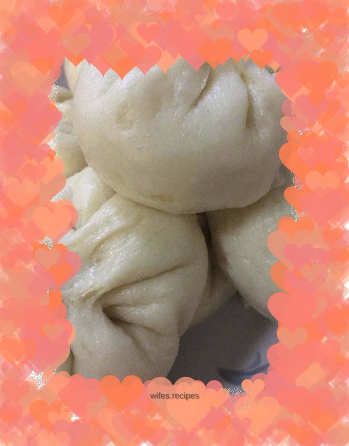Cabbage and meat buns