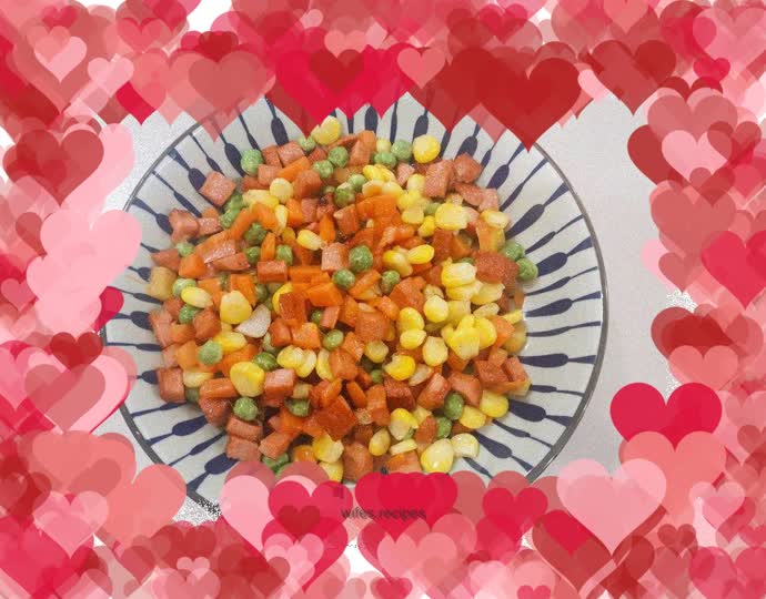 Colorful vegetables and diced ham