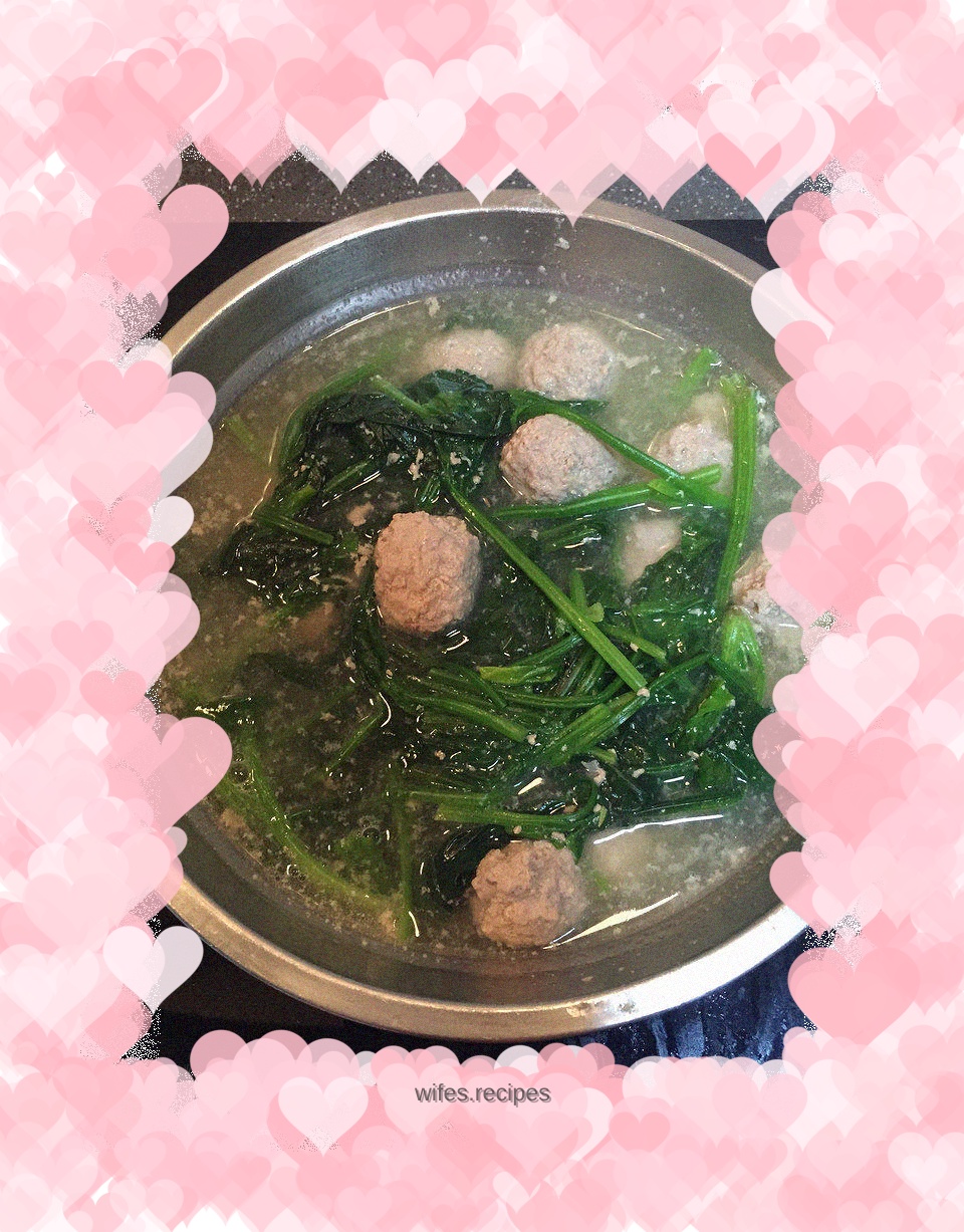 Spinach Meatball Soup