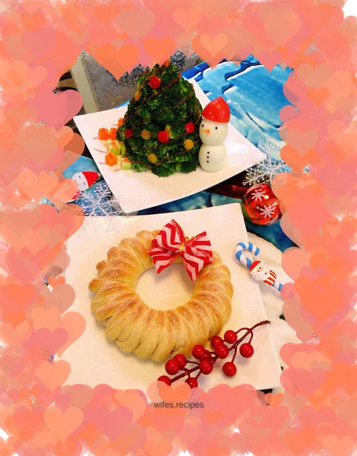 Christmas wreath bread