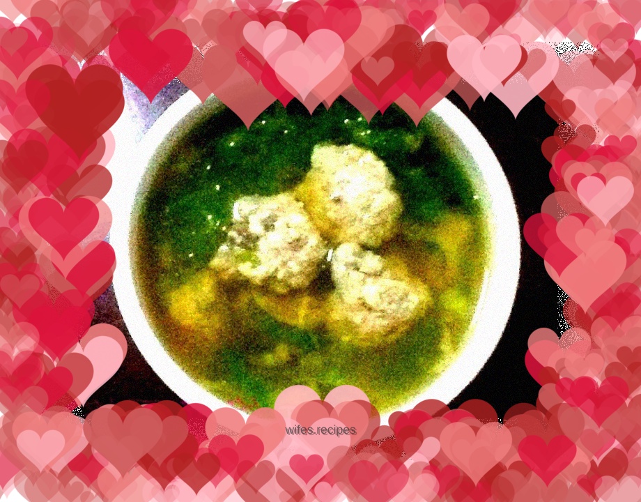 Lettuce and meatball soup