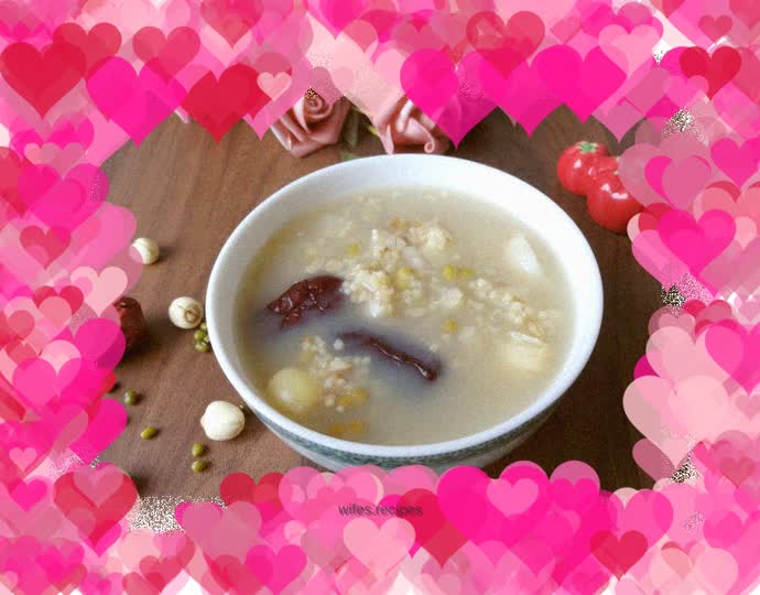 Mung bean, lotus seed, lily and millet porridge