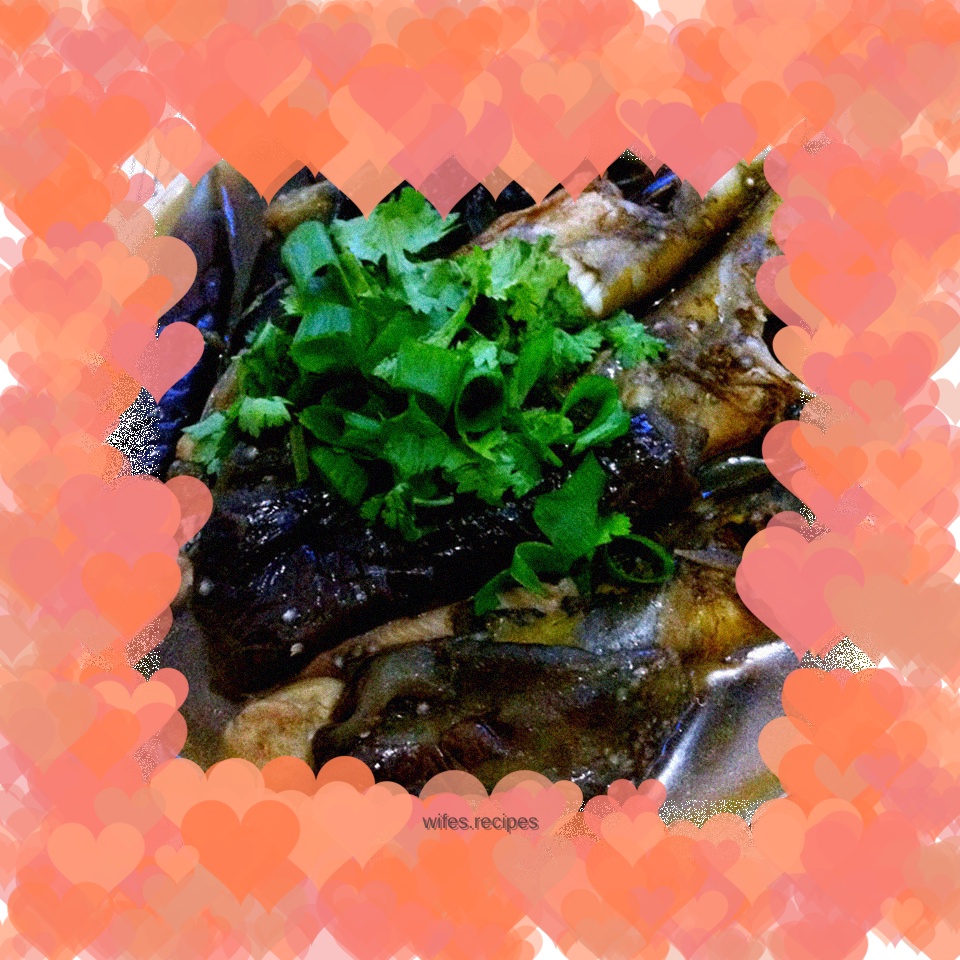 Wild catfish stewed with eggplant