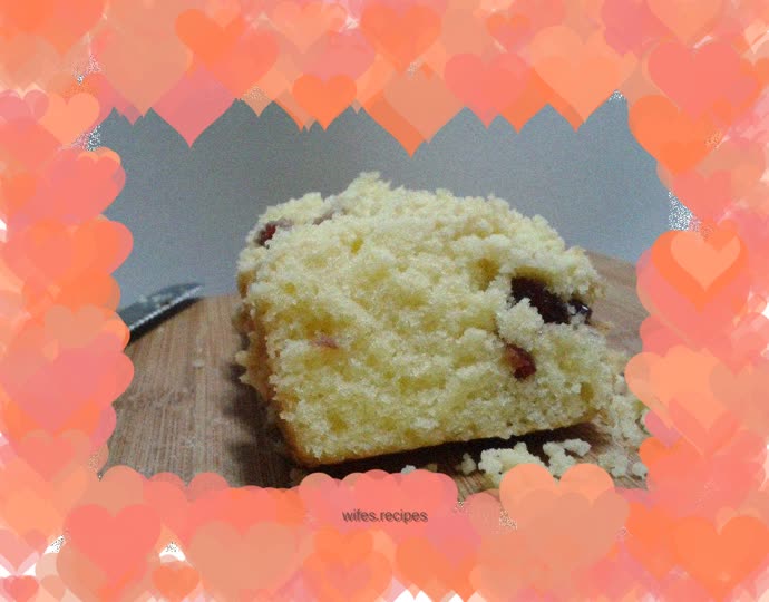 Crispy Cranberry Cake