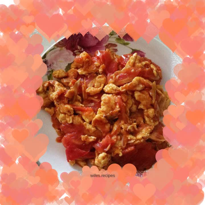 Scrambled eggs with tomatoes