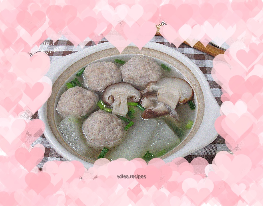 Mushroom, winter melon and meatball soup
