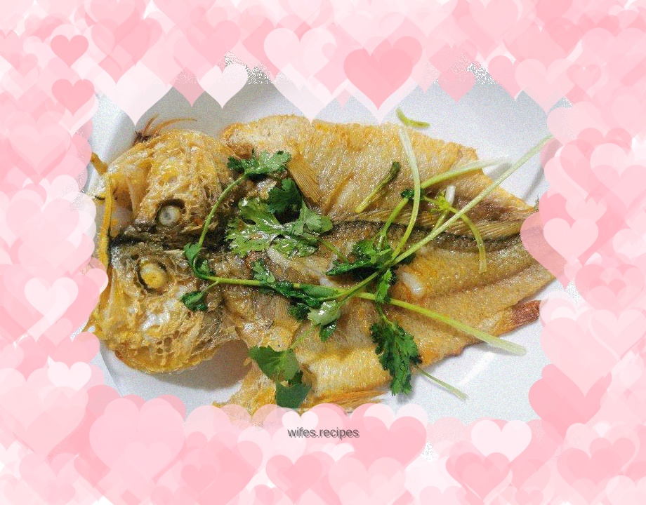 Pan-fried yellow croaker