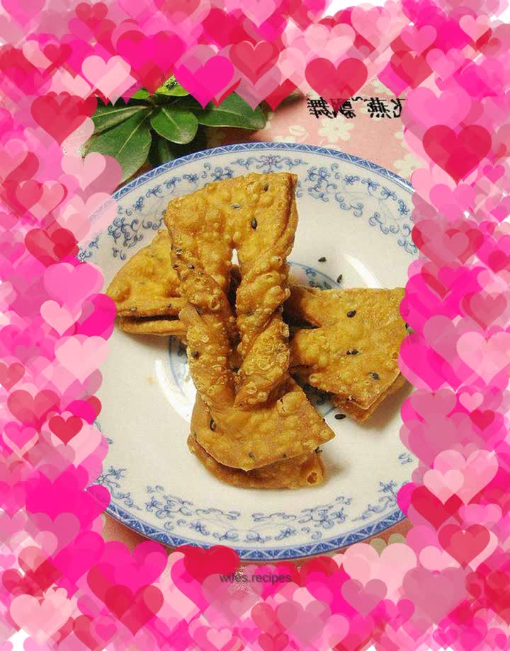 A snack that could only be eaten during the Chinese New Year when I was a kid--[Crispy Bean Flavored Pork Spare Fork]