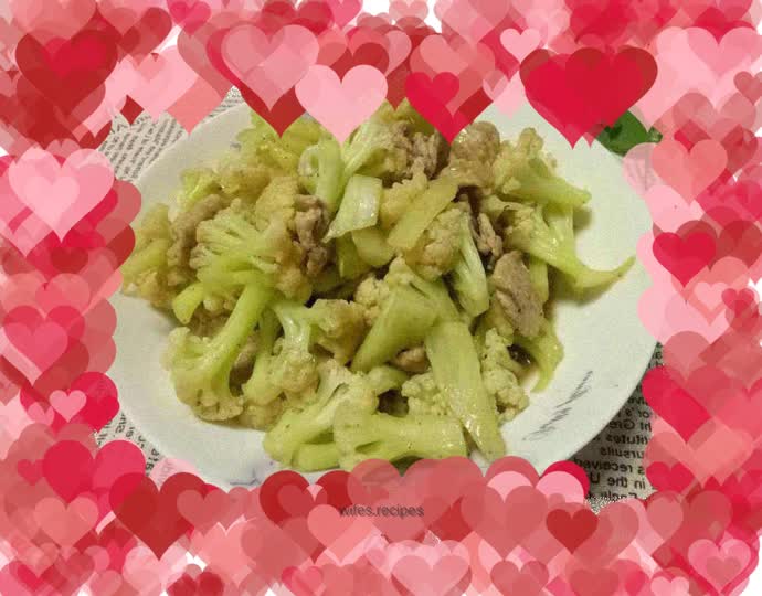 Stir-fried cauliflower with meat