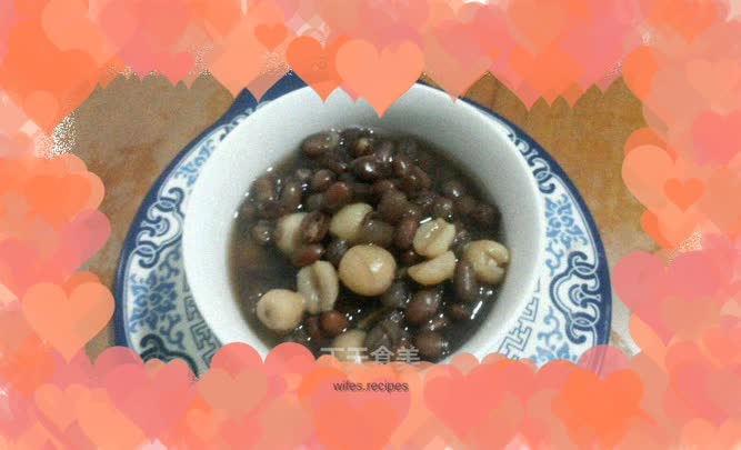 Red bean and lotus seed soup