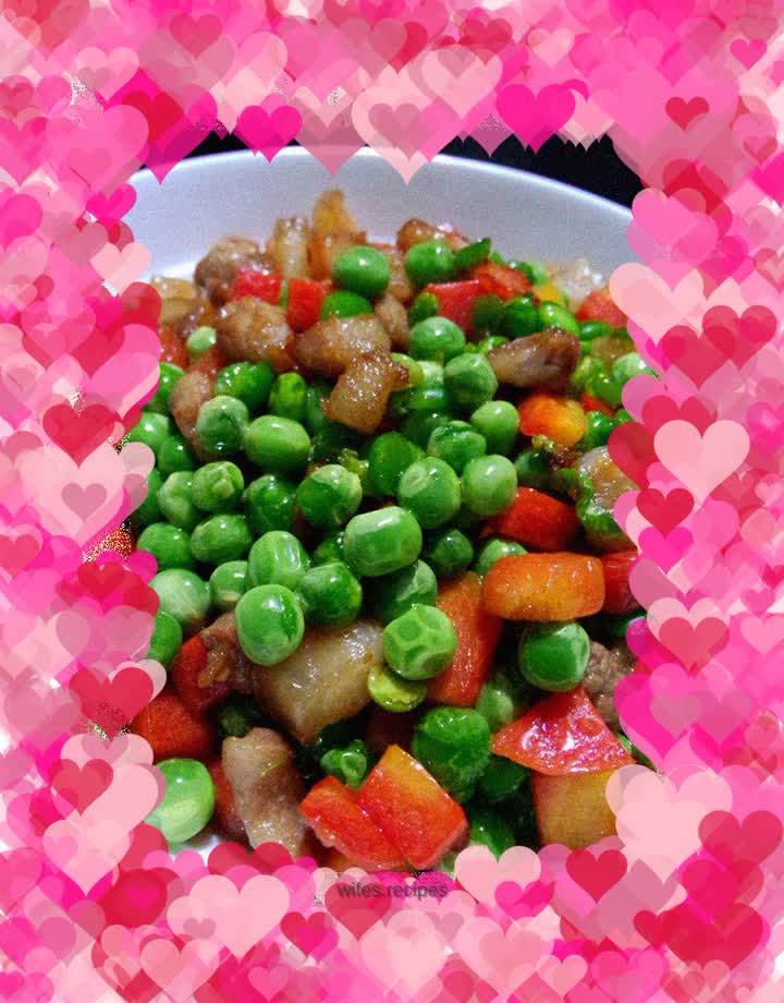 Stir-fried diced pork with peas and radish