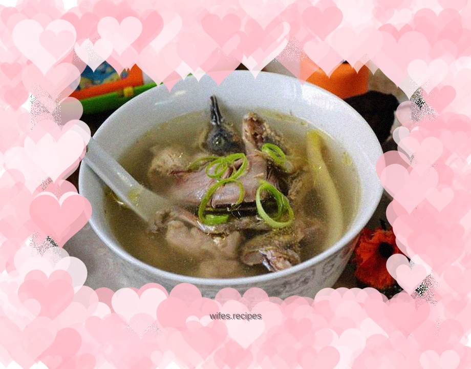 Braised Wild Turtle Dove with Spare Ribs