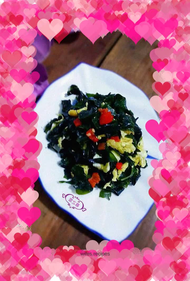 Scrambled eggs with sea fungus