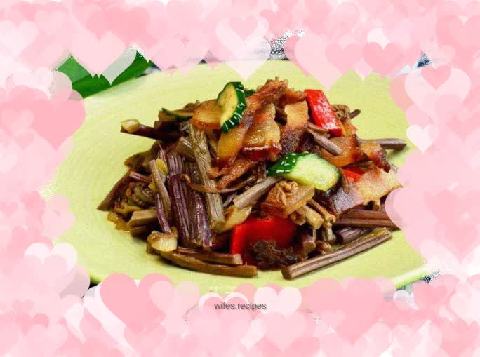 Stir-fried bracken with bacon