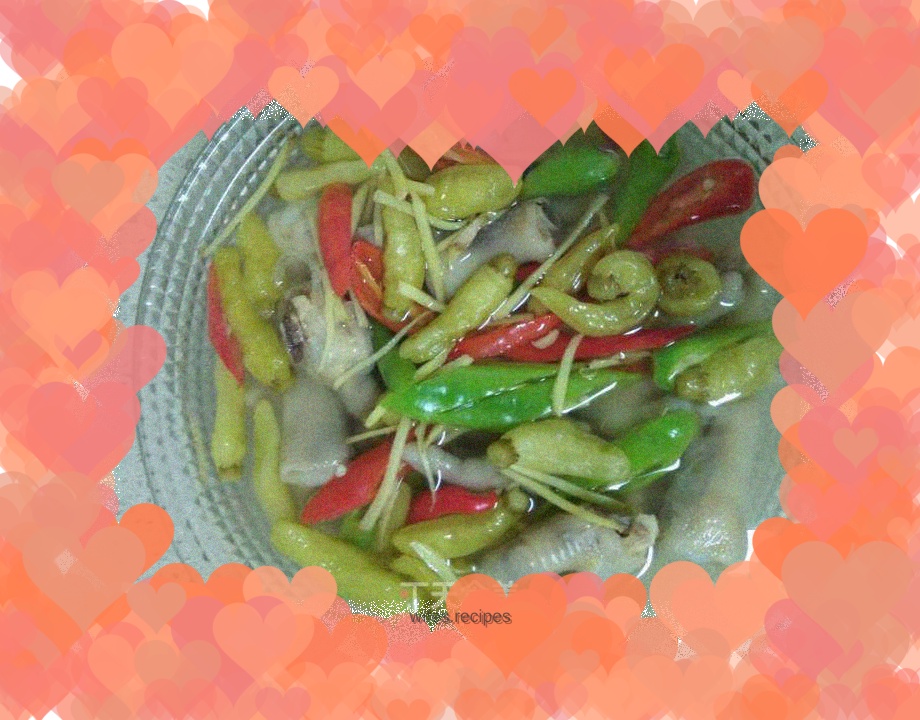Homemade pickled pepper chicken feet