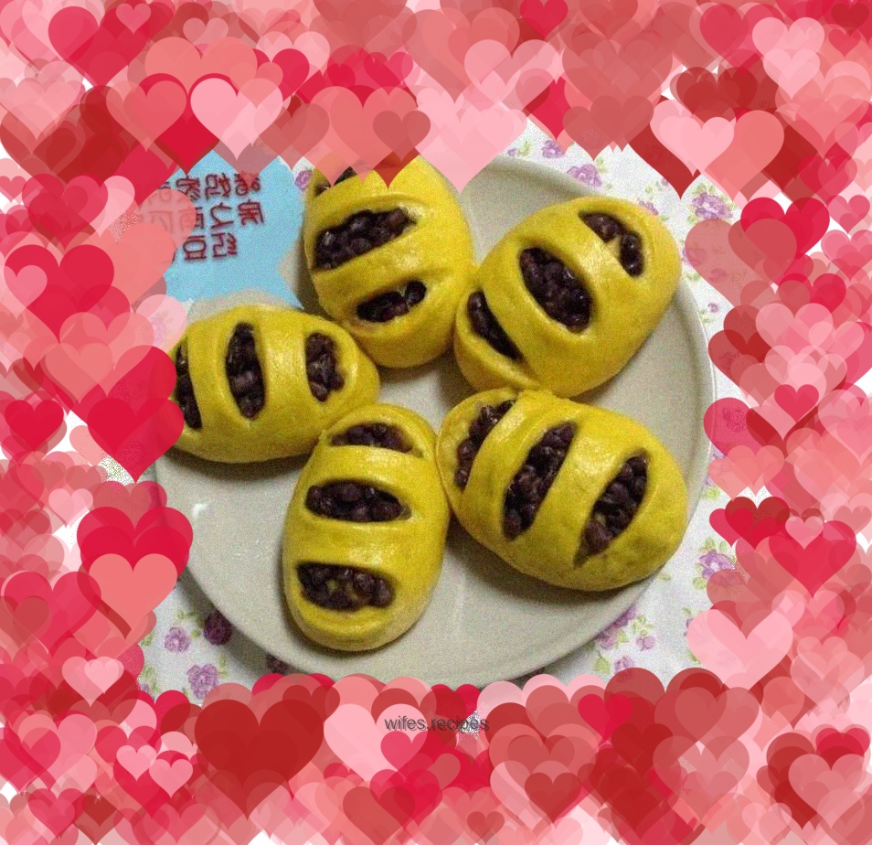 Pumpkin Honey Red Bean Bun