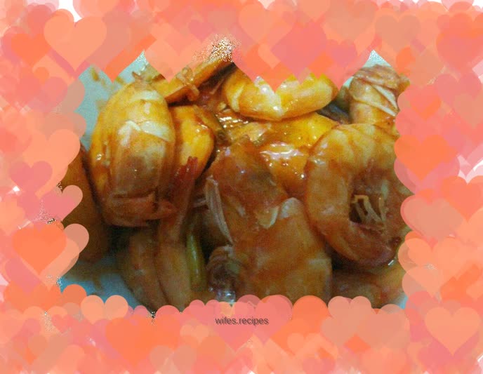Fried prawns in oil