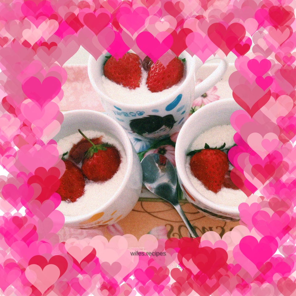 Strawberry milk meringue