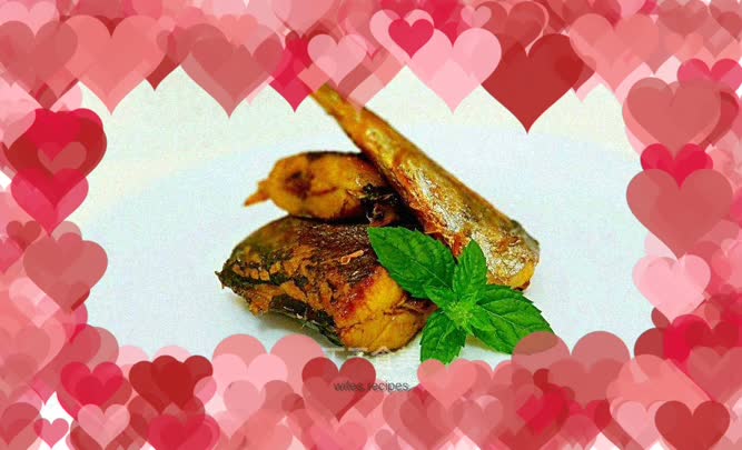 Spanish mackerel with tomato sauce