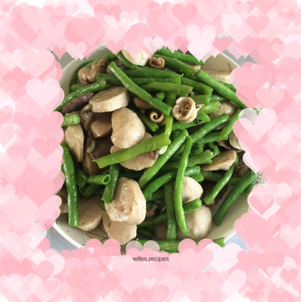 Stir-fried meat and beans with green beans