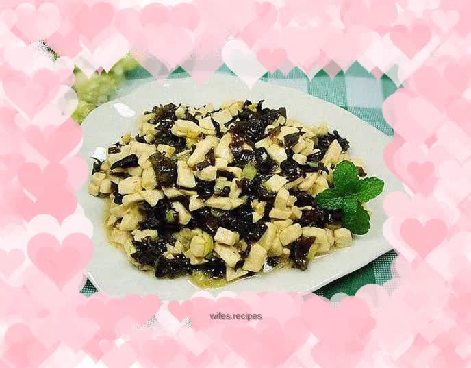 Braised Tofu with Fungus