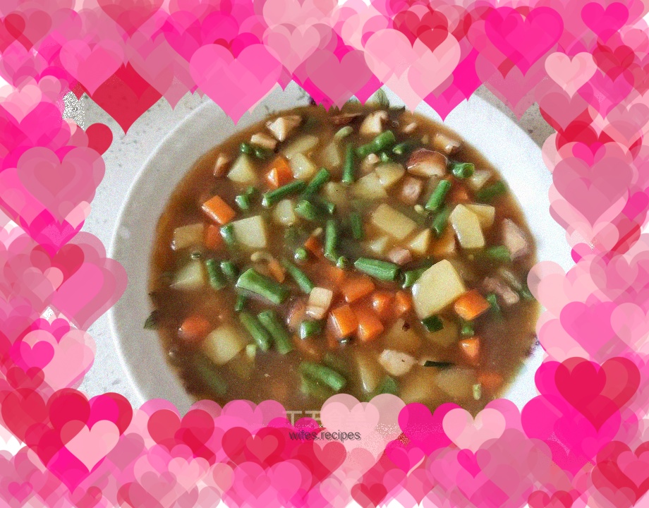 Mushroom and Pork Diced Vegetable Braised