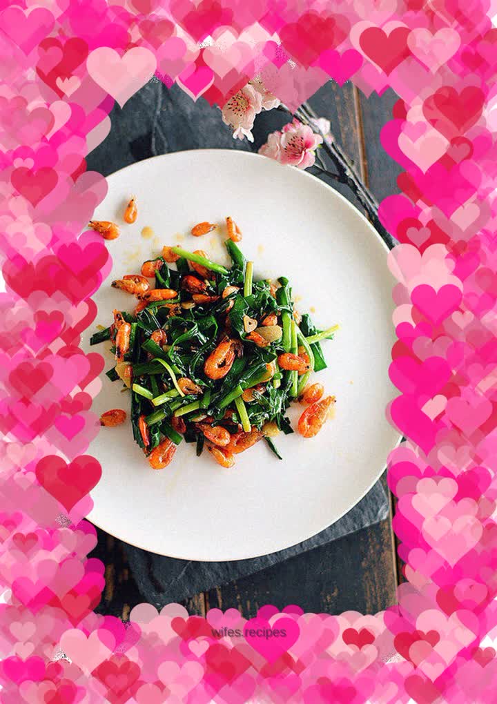 Stir-fried river shrimp with spring leeks