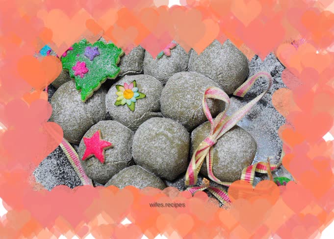 Handmade Christmas tree bread