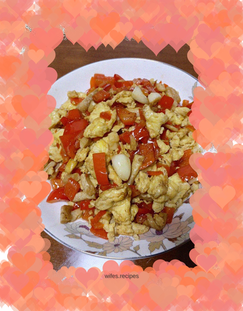Scrambled eggs with red pickled pepper and radish