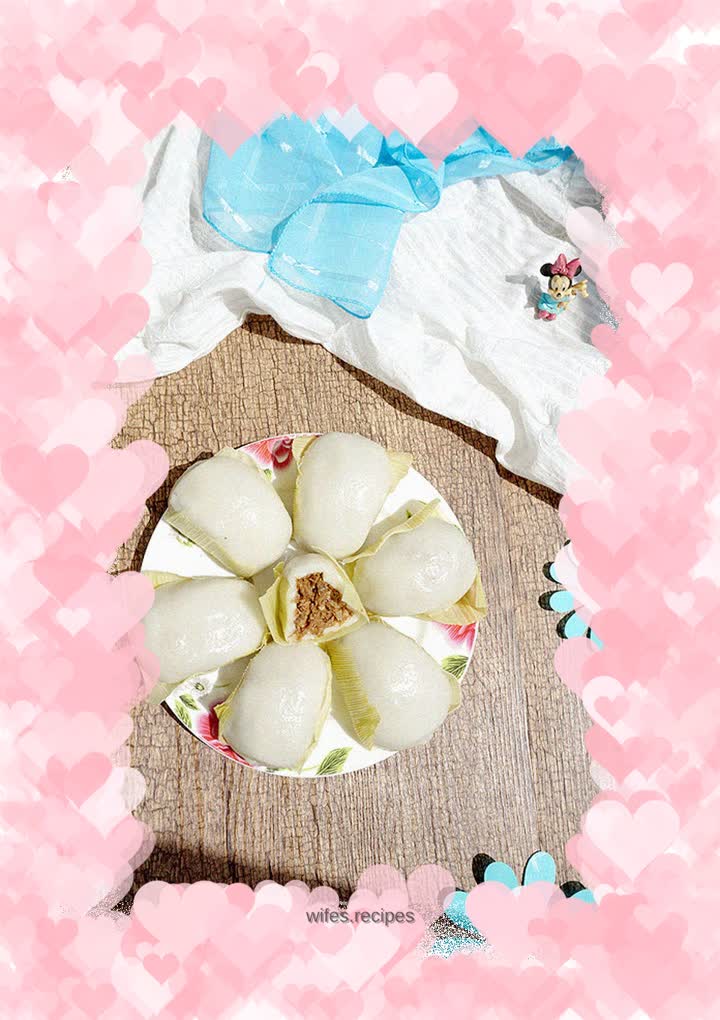 Dried bamboo shoots, bacon and leaf cake