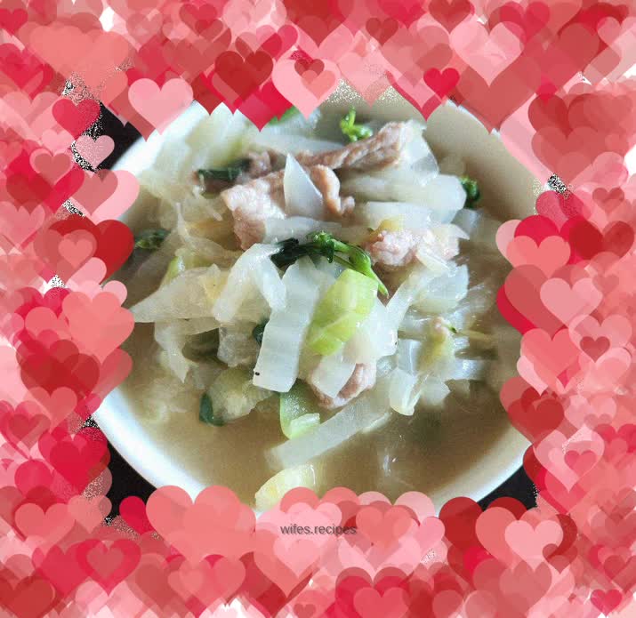 Cabbage and meat soup