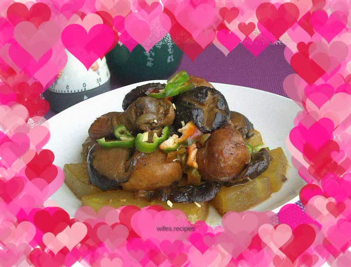 Stewed Chicken Nuggets with Mushrooms and Winter Melon