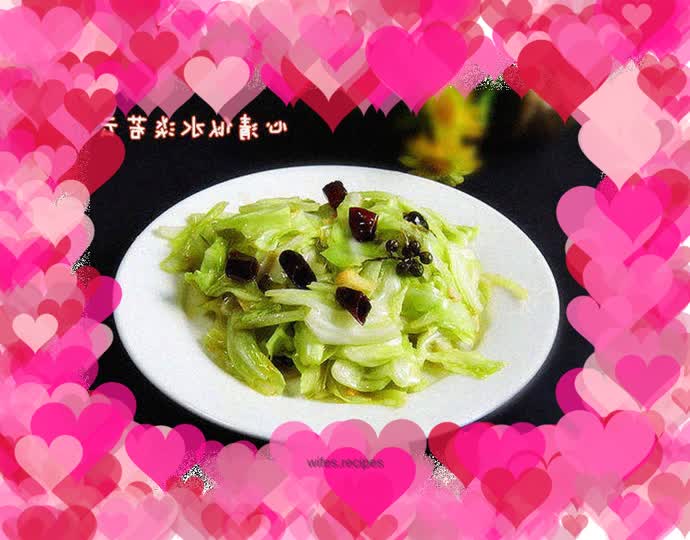 Stir-fried hand-shredded cabbage