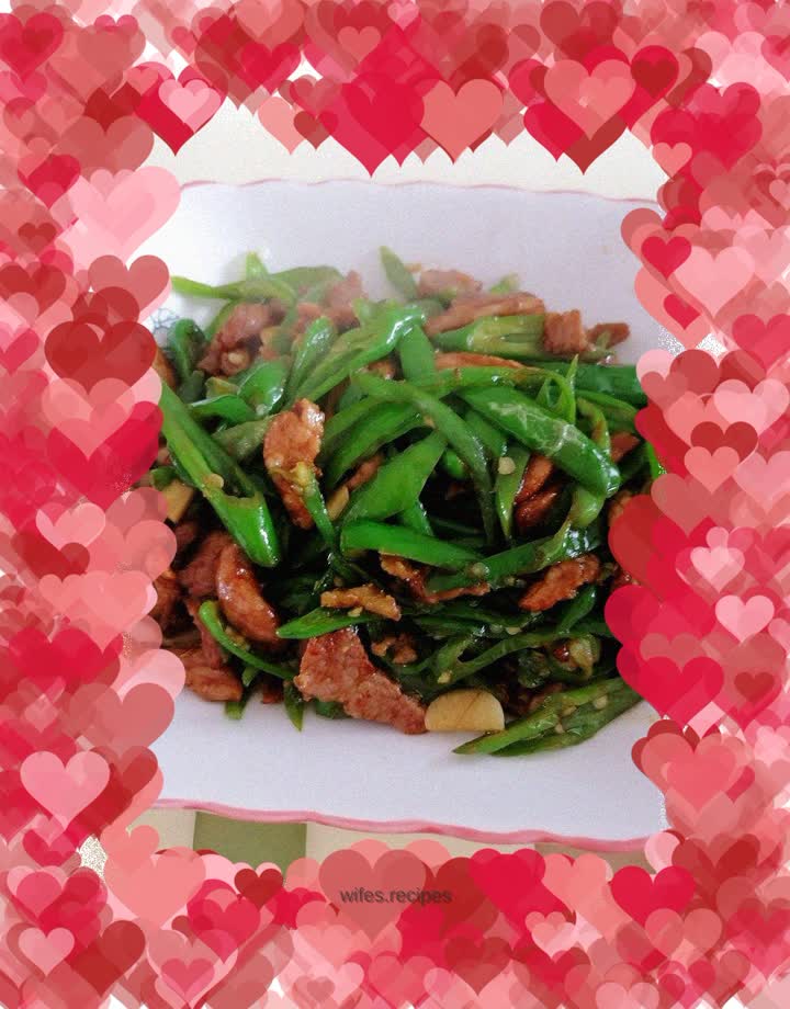 Fried Pork with Chili
