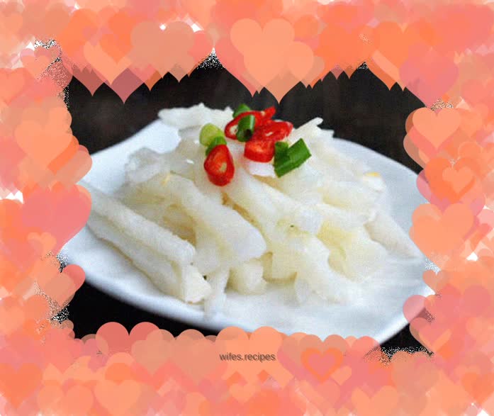 Fruit lotus root mixed with pear shreds