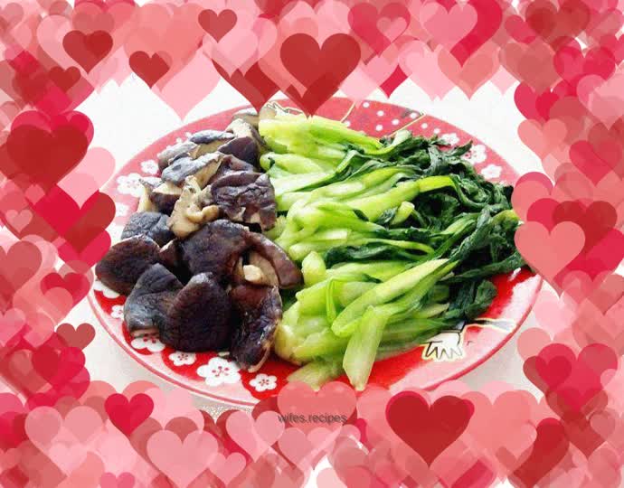Stir-fried mushrooms with vegetables