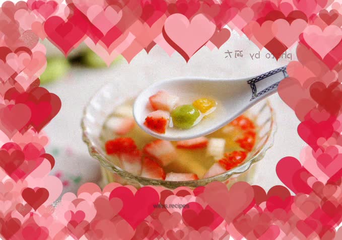 Spinach and fruit dumplings