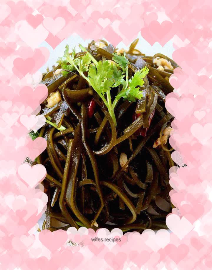 Cold seaweed shreds