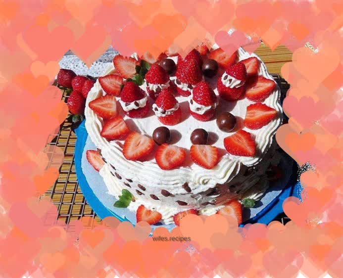 Strawberry Cream Cake