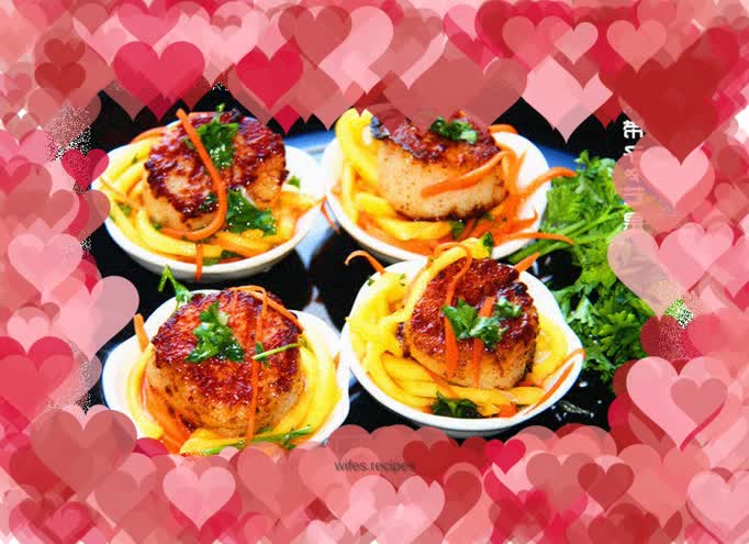 Pan-fried scallop salad