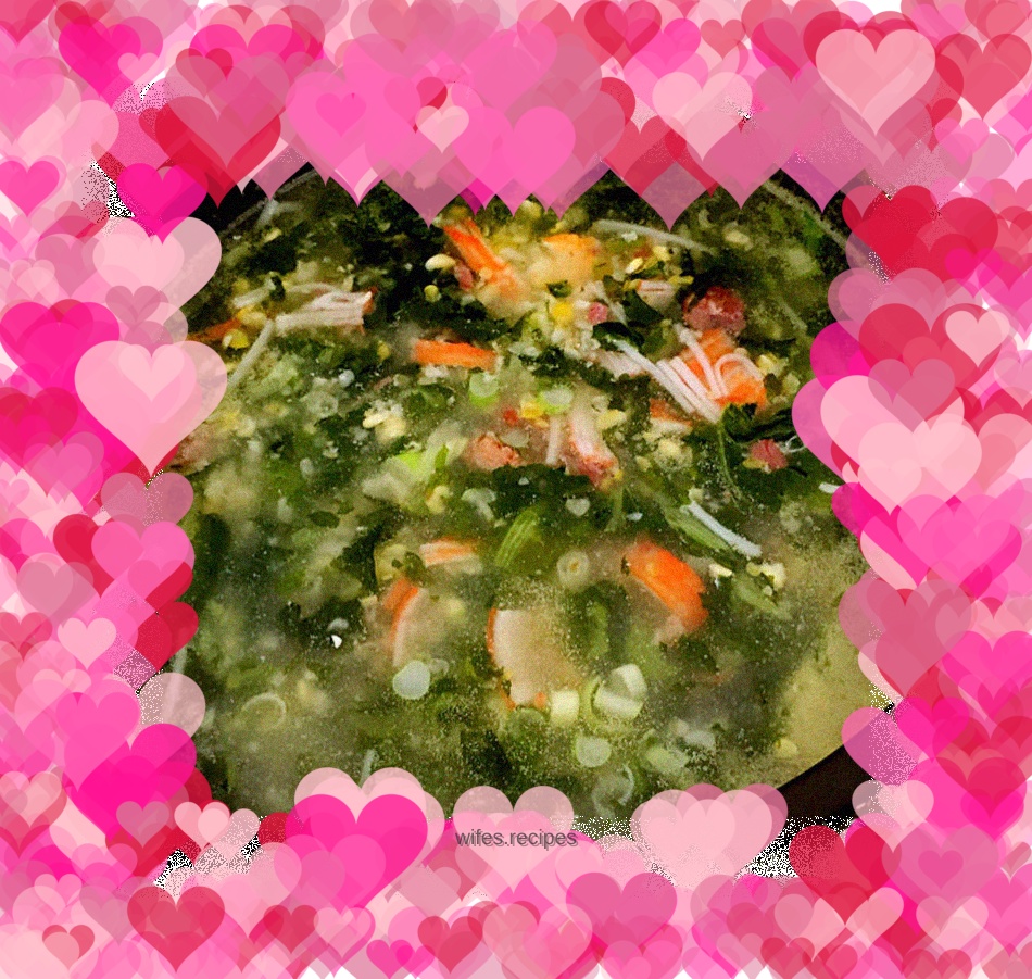 Seafood porridge with cabbage, corn kernels