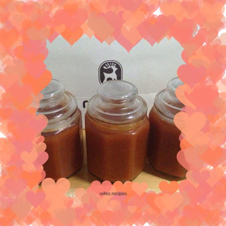 Pure natural apricot jam
