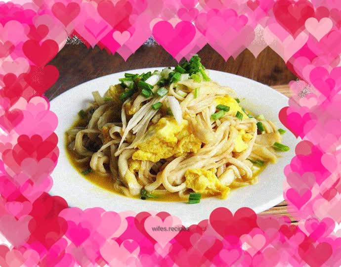 Shredded king oyster mushroom omelette