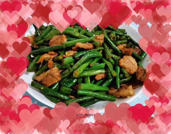 Stir-fried pork belly with green beans